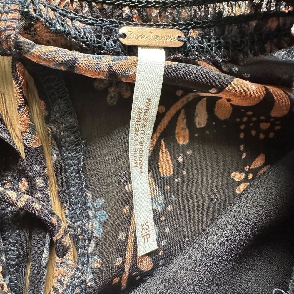 Free People Clarissa Floral Top XS Black Long Sleeve Ruffle High Neck Boho Fairy